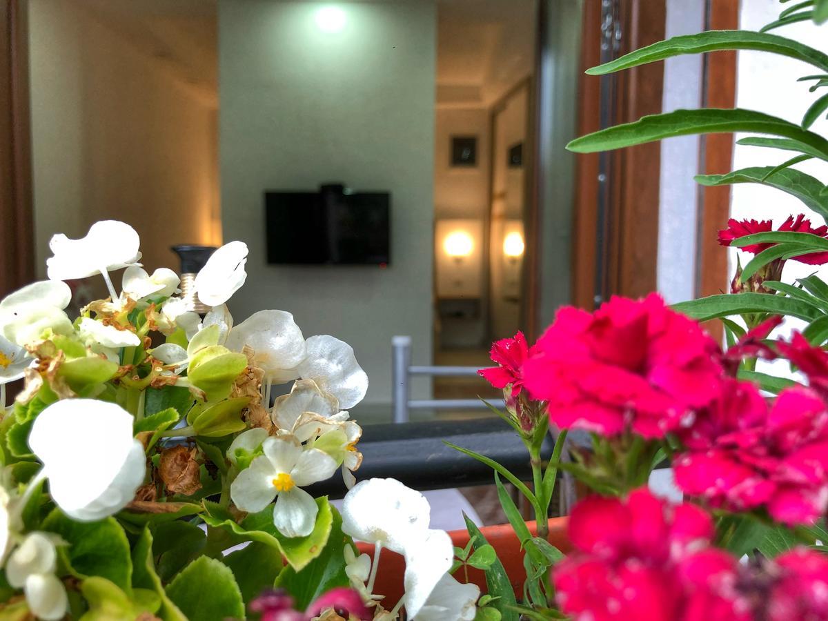 Guest House Alea Улцинь Екстер'єр фото